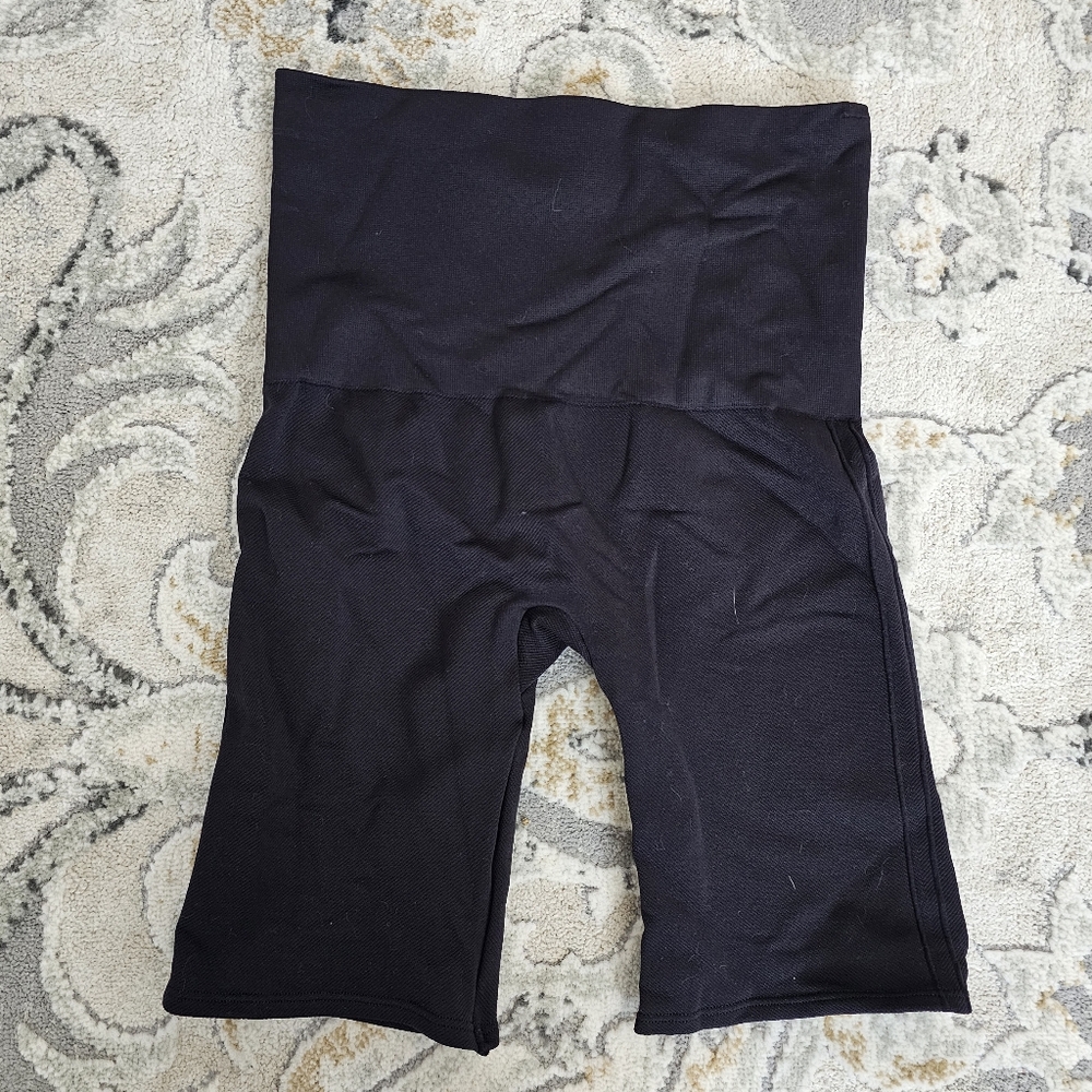 Spanx look at me now shorts
